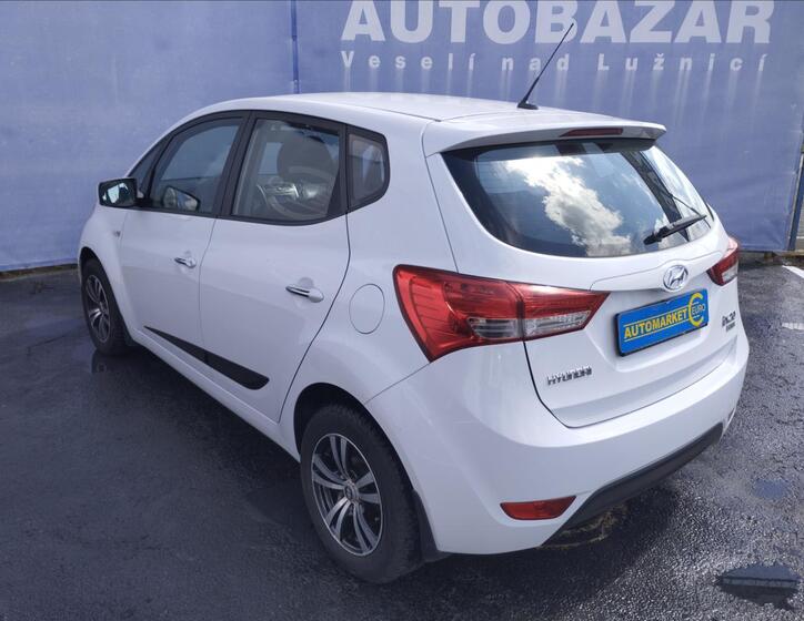 Hyundai ix20 6