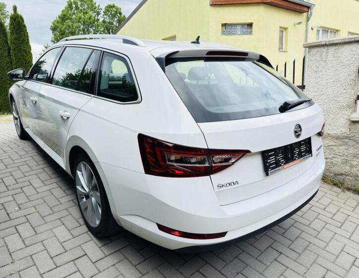Škoda Superb 17