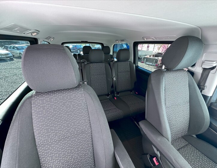Mercedes-Benz Vito 14