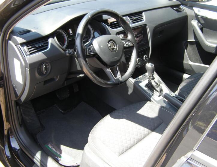 Škoda Octavia 13