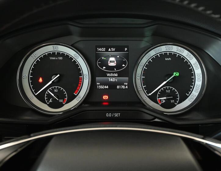 Škoda Superb 13