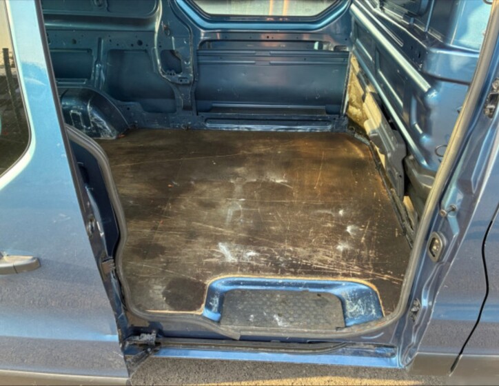 Renault Trafic 8