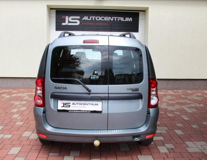Dacia Logan 8