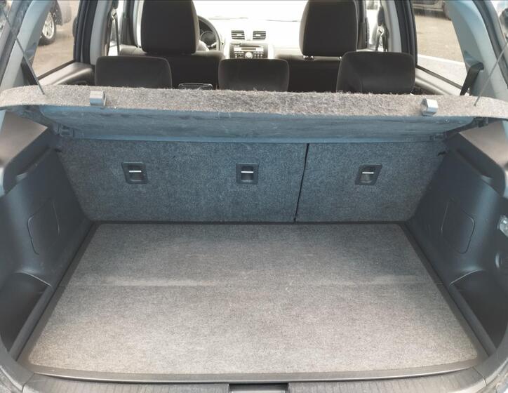 Suzuki SX4 17