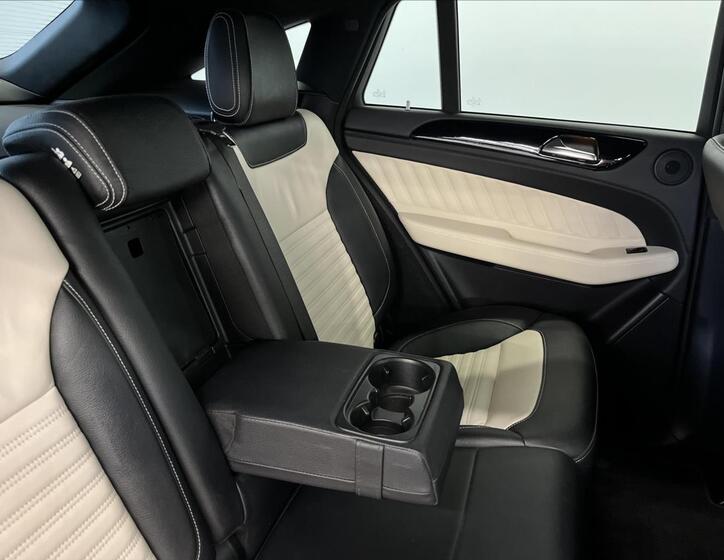 Mercedes-Benz GLE 22