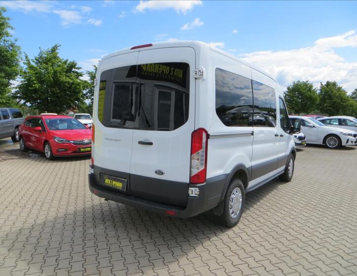 Ford Transit 8