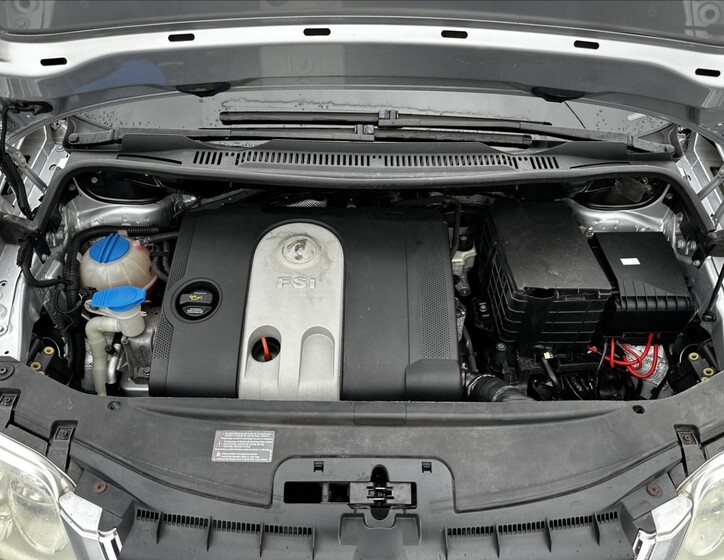 Volkswagen Touran 25