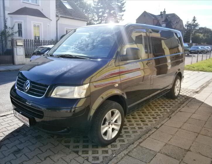 Volkswagen Multivan 5