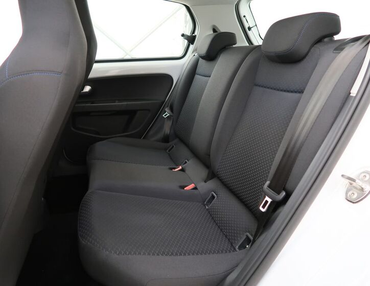 Volkswagen up! 23