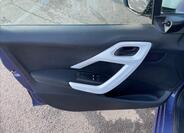 Peugeot 208 19