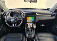 MG ZS 5