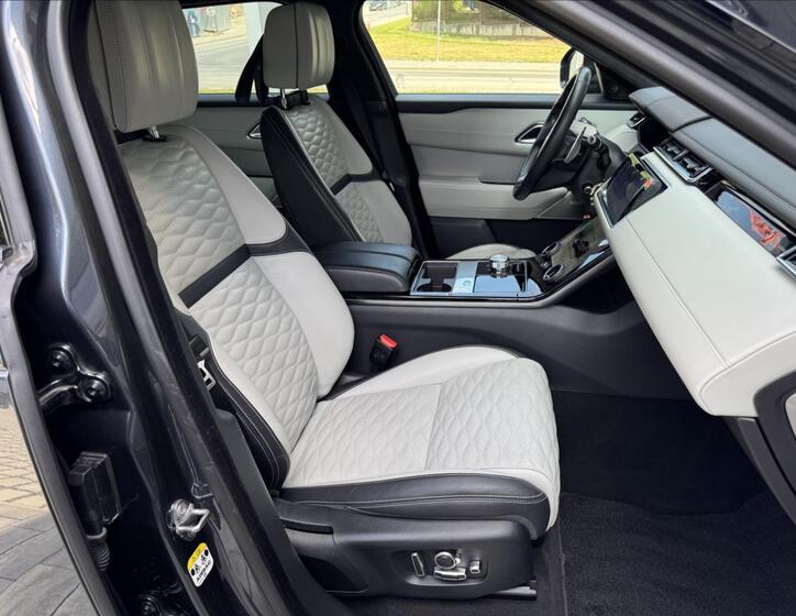 Land Rover Range Rover Velar 15