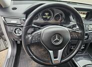 Mercedes-Benz Třídy E 12