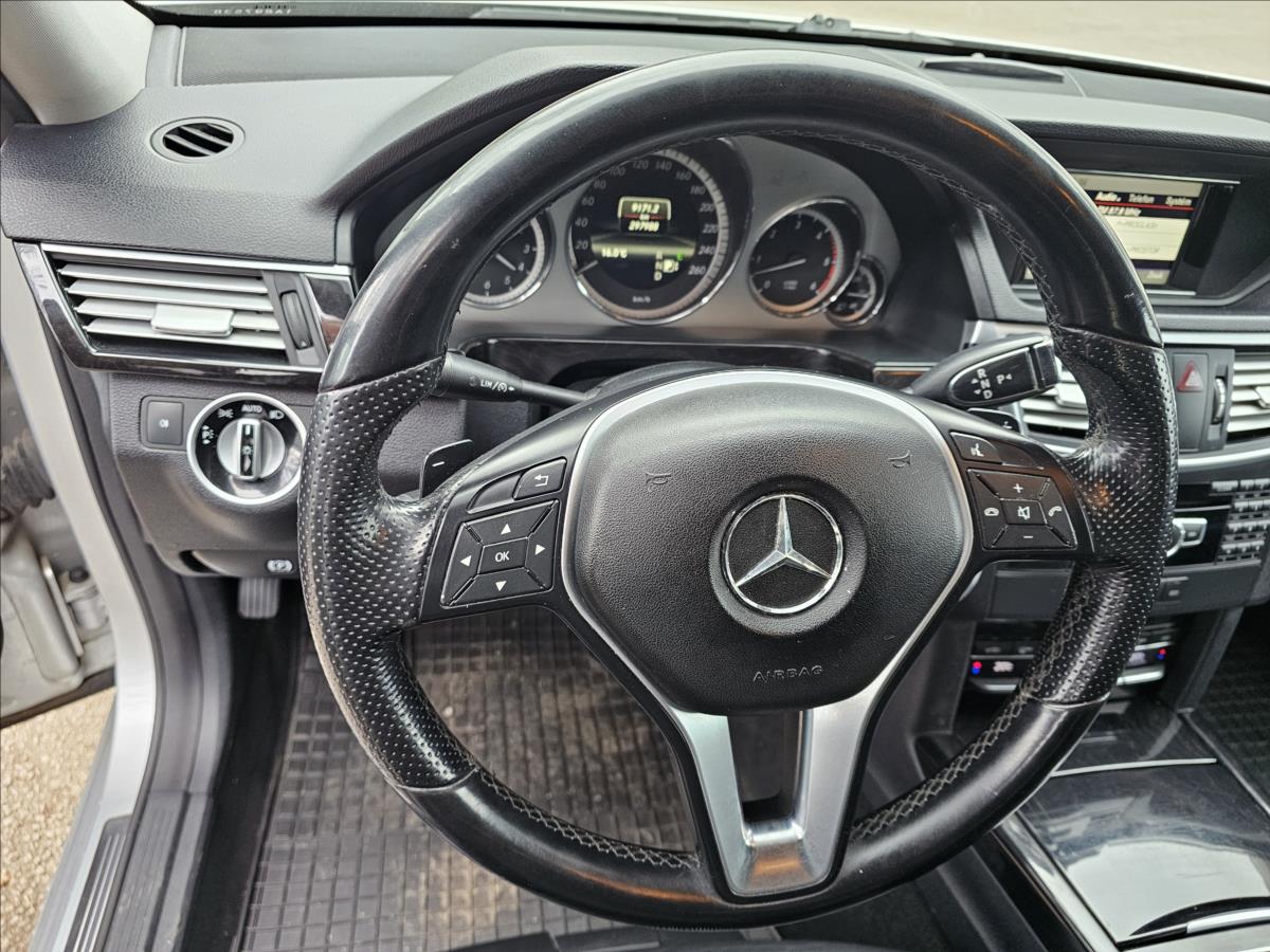 Mercedes-Benz Třídy E