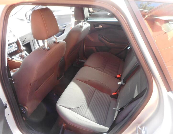 Ford Focus 21