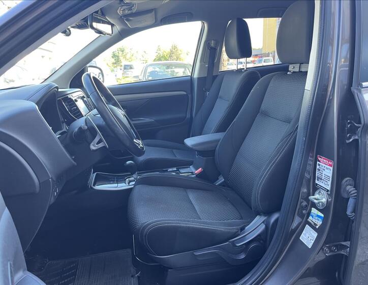 Mitsubishi Outlander 9