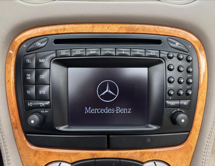 Mercedes-Benz SL 22