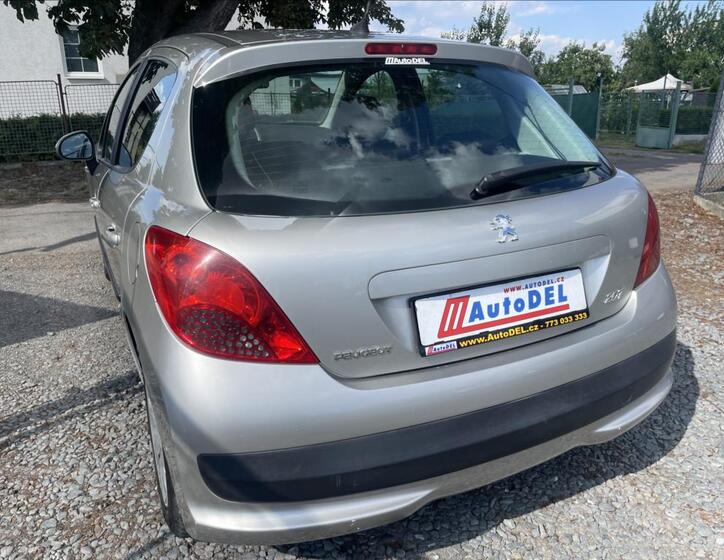 Peugeot 207 3