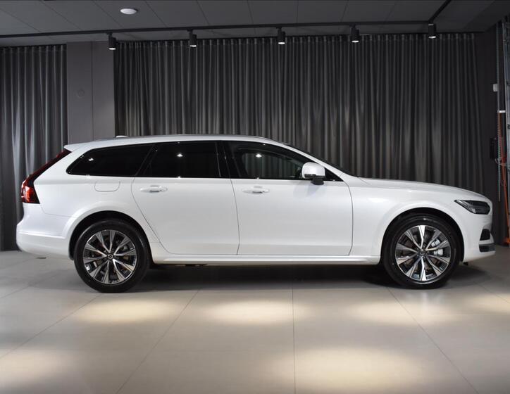 Volvo V90 3