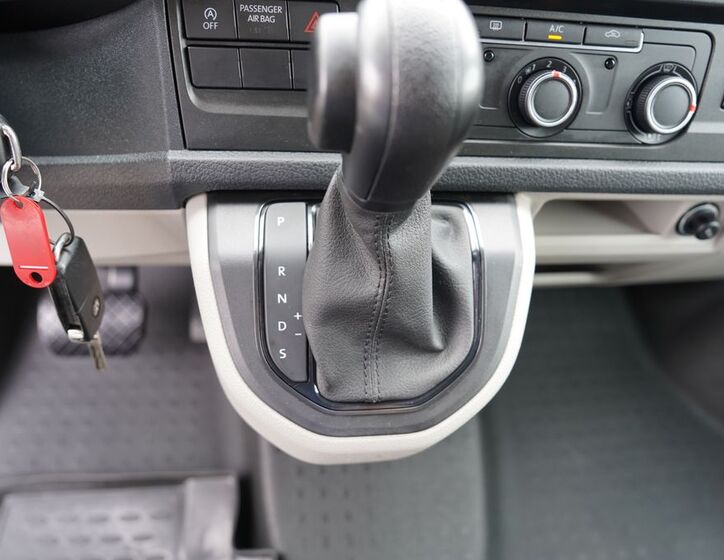 Volkswagen Transporter 29