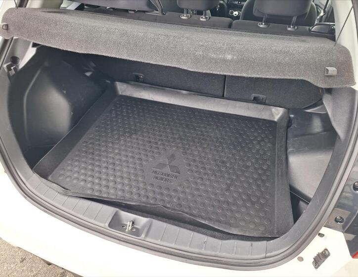 Mitsubishi ASX 12