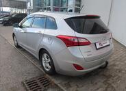 Hyundai i30 4