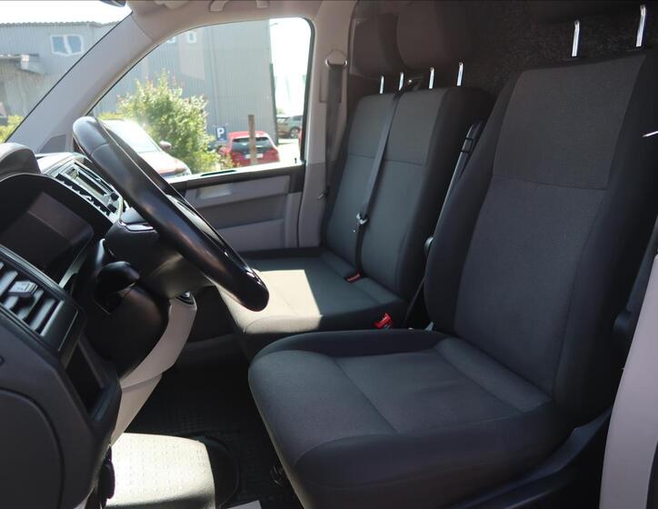 Volkswagen Transporter 10