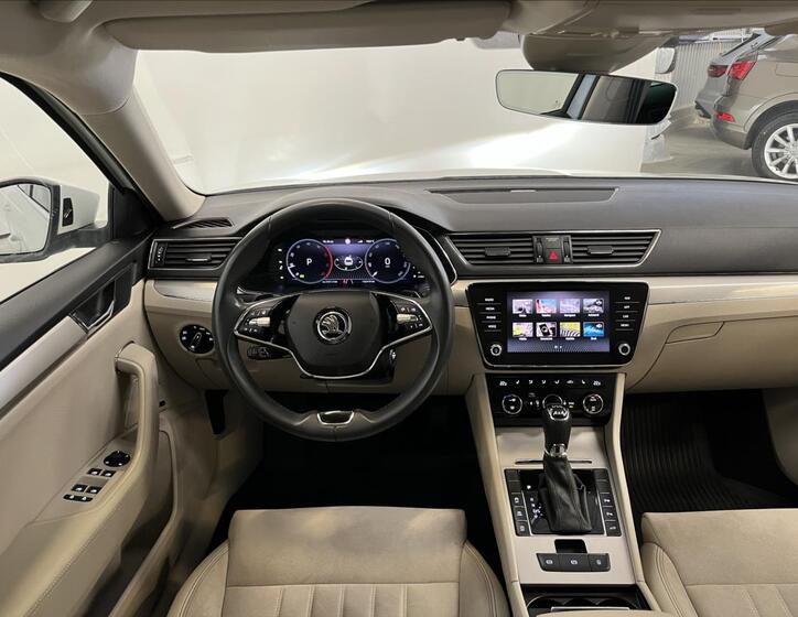 Škoda Superb 5