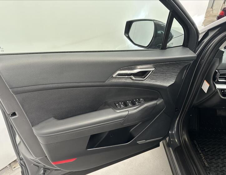 KIA Sportage 23