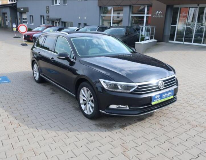 Volkswagen Passat 1