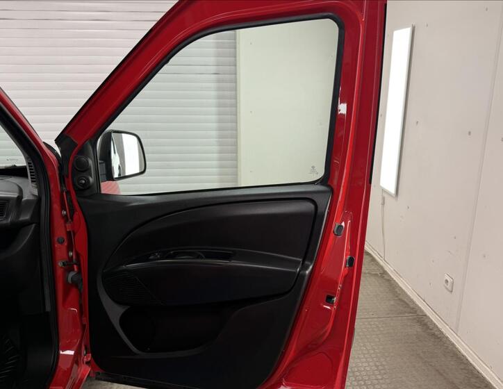 Opel Combo 21