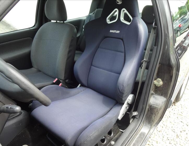 Renault Clio 17