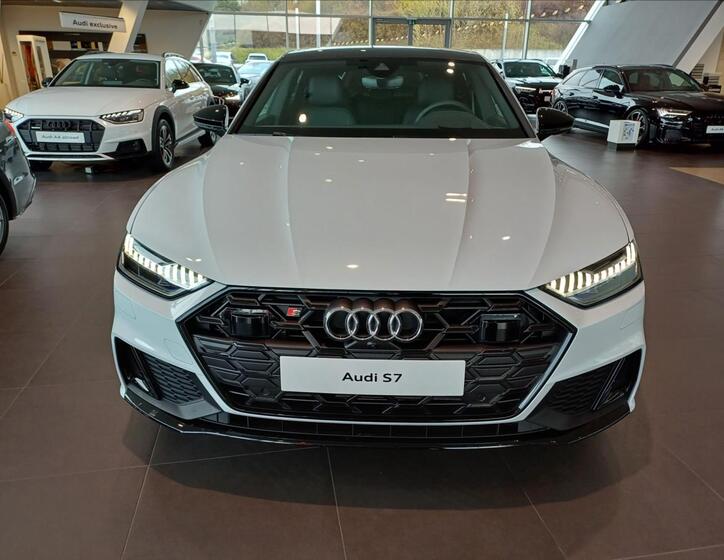 Audi S7 2