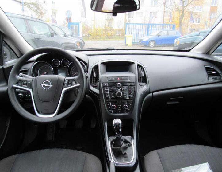 Opel Astra 11