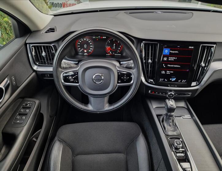 Volvo V60 12