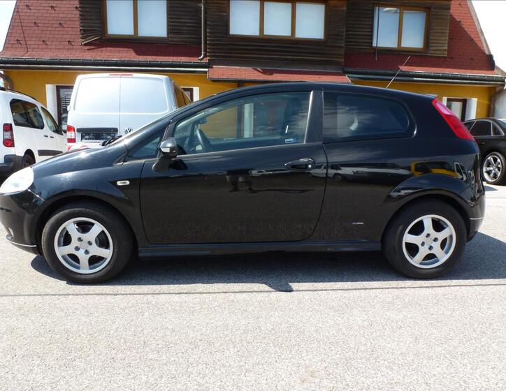 Fiat Grande Punto 12
