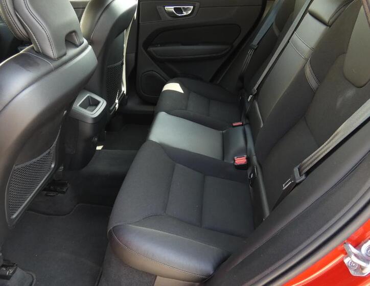 Volvo XC60 18
