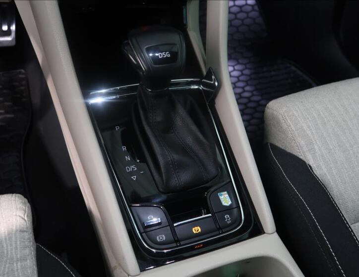 Škoda Karoq 17