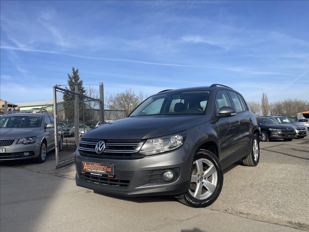 Volkswagen Tiguan 1