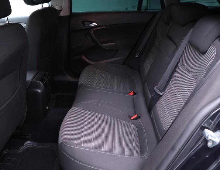 Opel Insignia 14