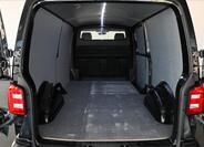 Volkswagen Transporter 9