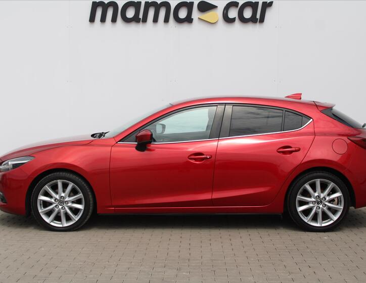 Mazda 3 4