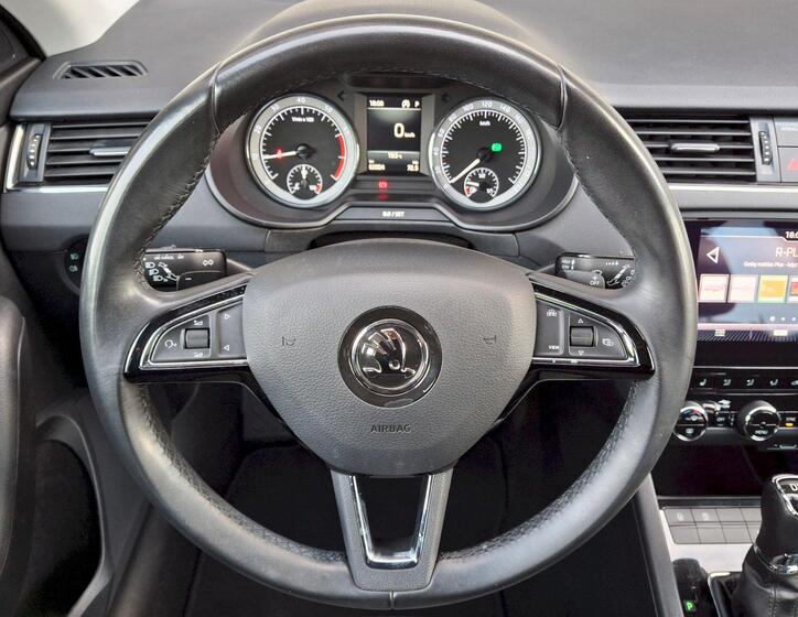 Škoda Octavia 15