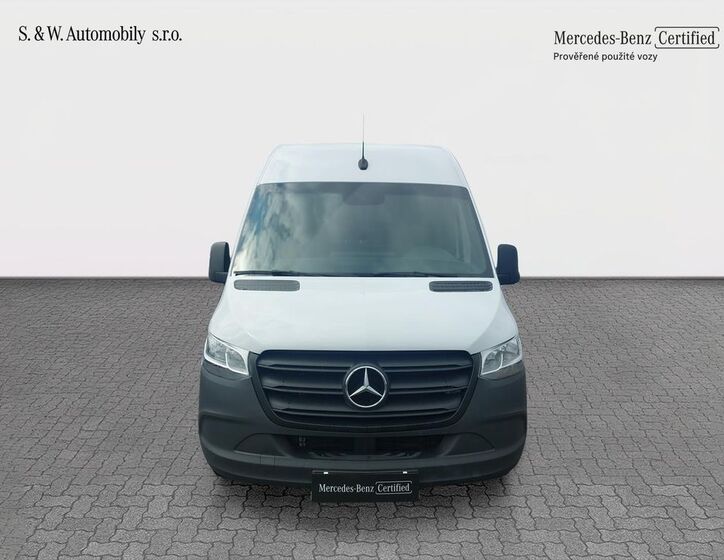 Mercedes-Benz Sprinter 2