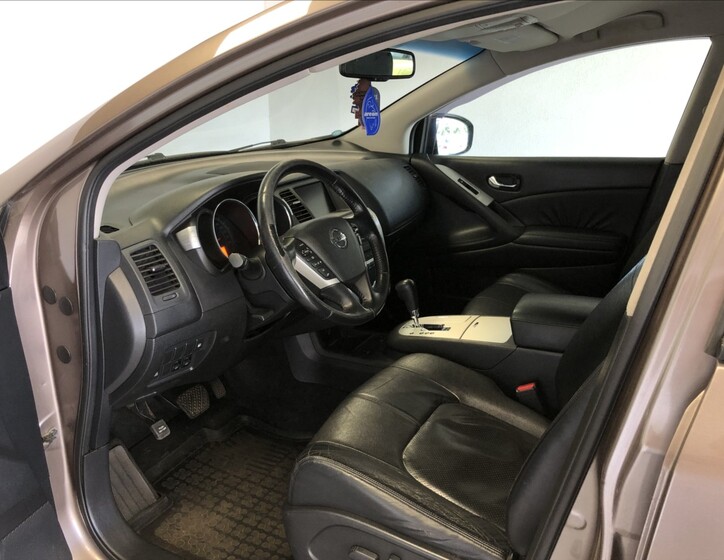 Nissan Murano 9
