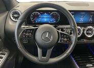 Mercedes-Benz GLA 10