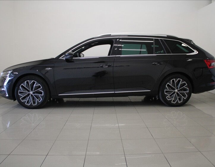 Škoda Superb 5