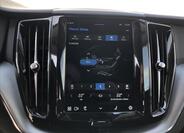 Volvo XC60 25