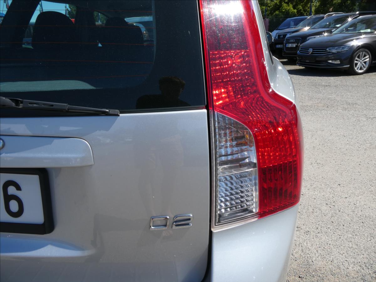 Volvo V50
