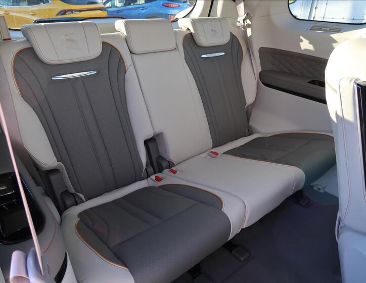 Dongfeng U-Tour 26
